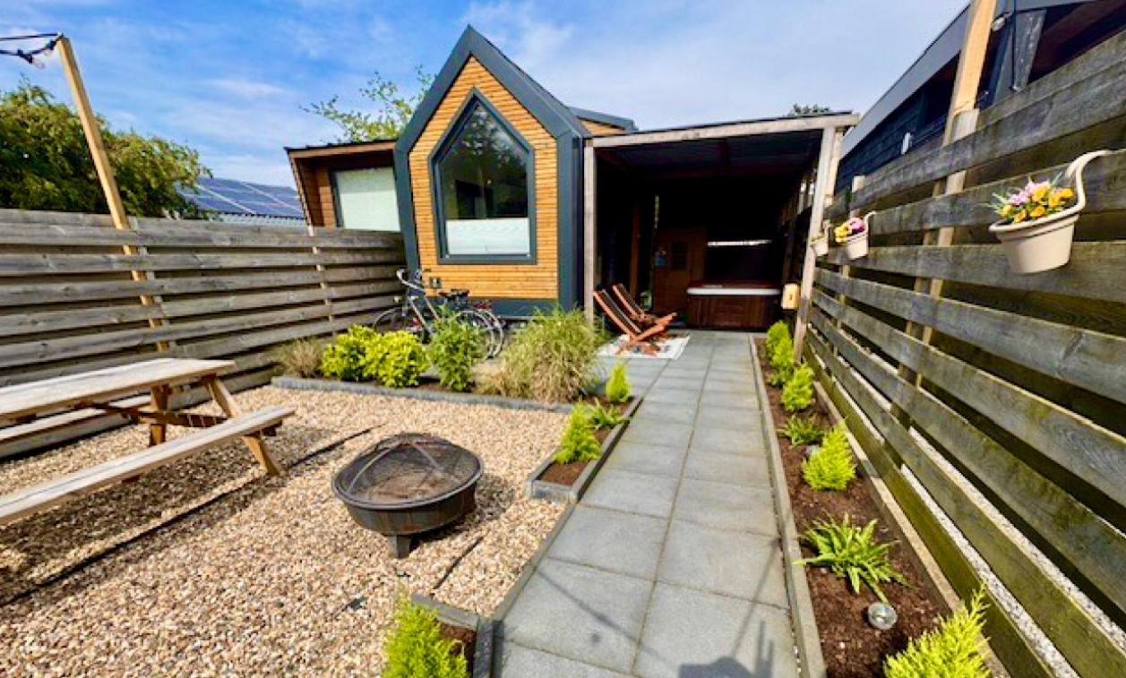Tiny House With Sauna & Jacuzzi Near Amsterdam Vijfhuizen Ngoại thất bức ảnh